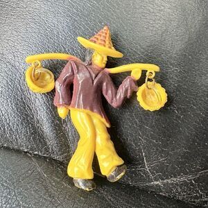 Vintage Celluloid China man Brooch Pin Yellow and Brown carrying baskets